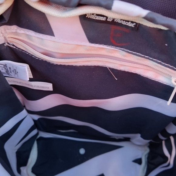 Herschel‎ Dawson Backpack - Picture 4 of 14